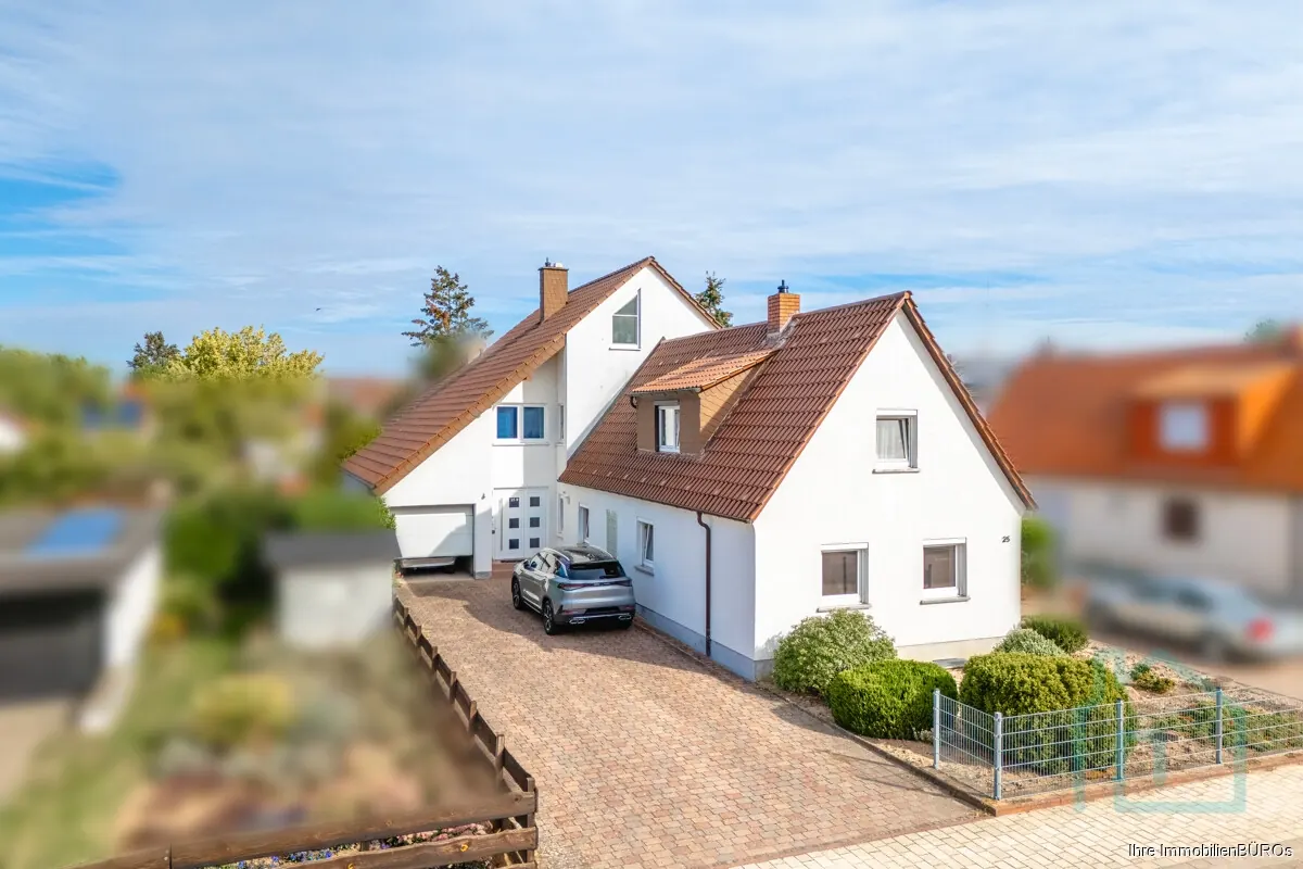 Zwei Häuser mit Garten in Maxdorf
